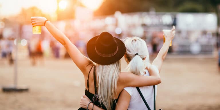 Le Kit De Survie Du Festivalier Poppersplanet Fr